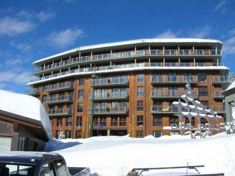 Hotel Cristallo Sestriere Dış mekan fotoğraf