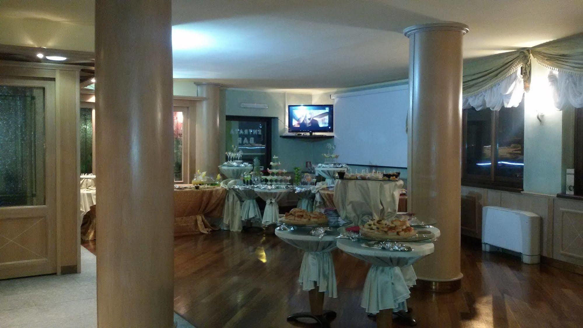 Hotel Cristallo Sestriere Dış mekan fotoğraf