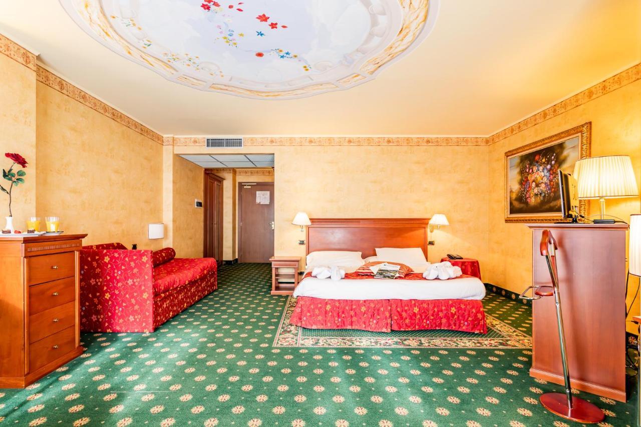 Hotel Cristallo Sestriere Dış mekan fotoğraf